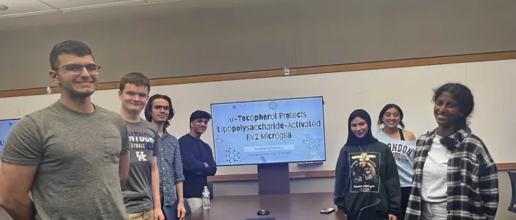 Undergraduate Science Journal Club members host a presentation