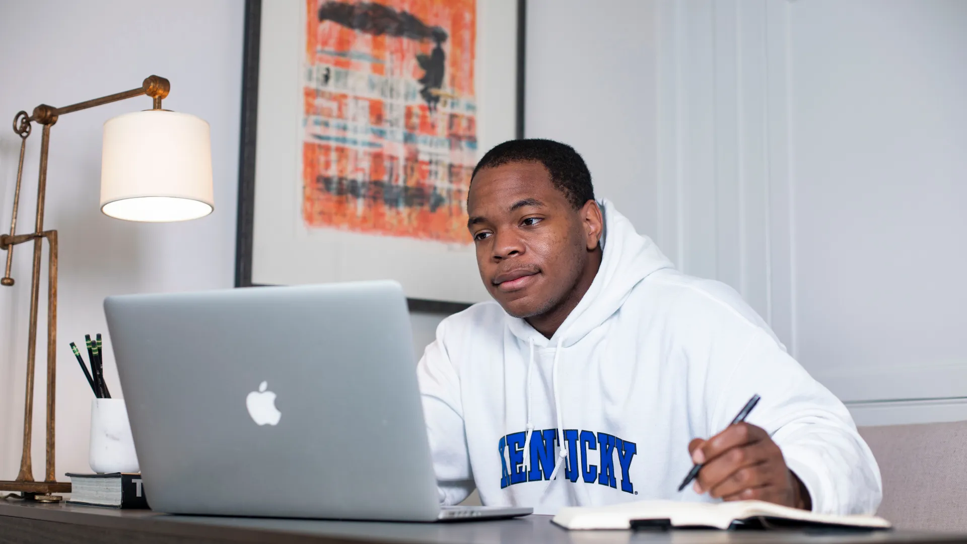 Winter inter session students on October 15, 2020. Photo by Pete Comparoni | UKphoto